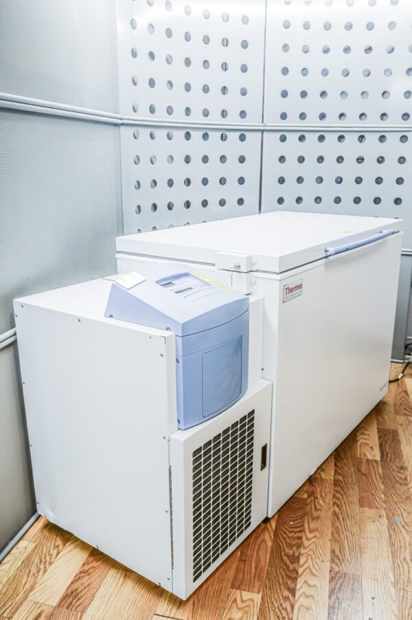 Thermo Scientific TSC1390A ULT Chest Freezer -86°C 12.7 cu ft (359.6L) 115V/60Hz - Image 6