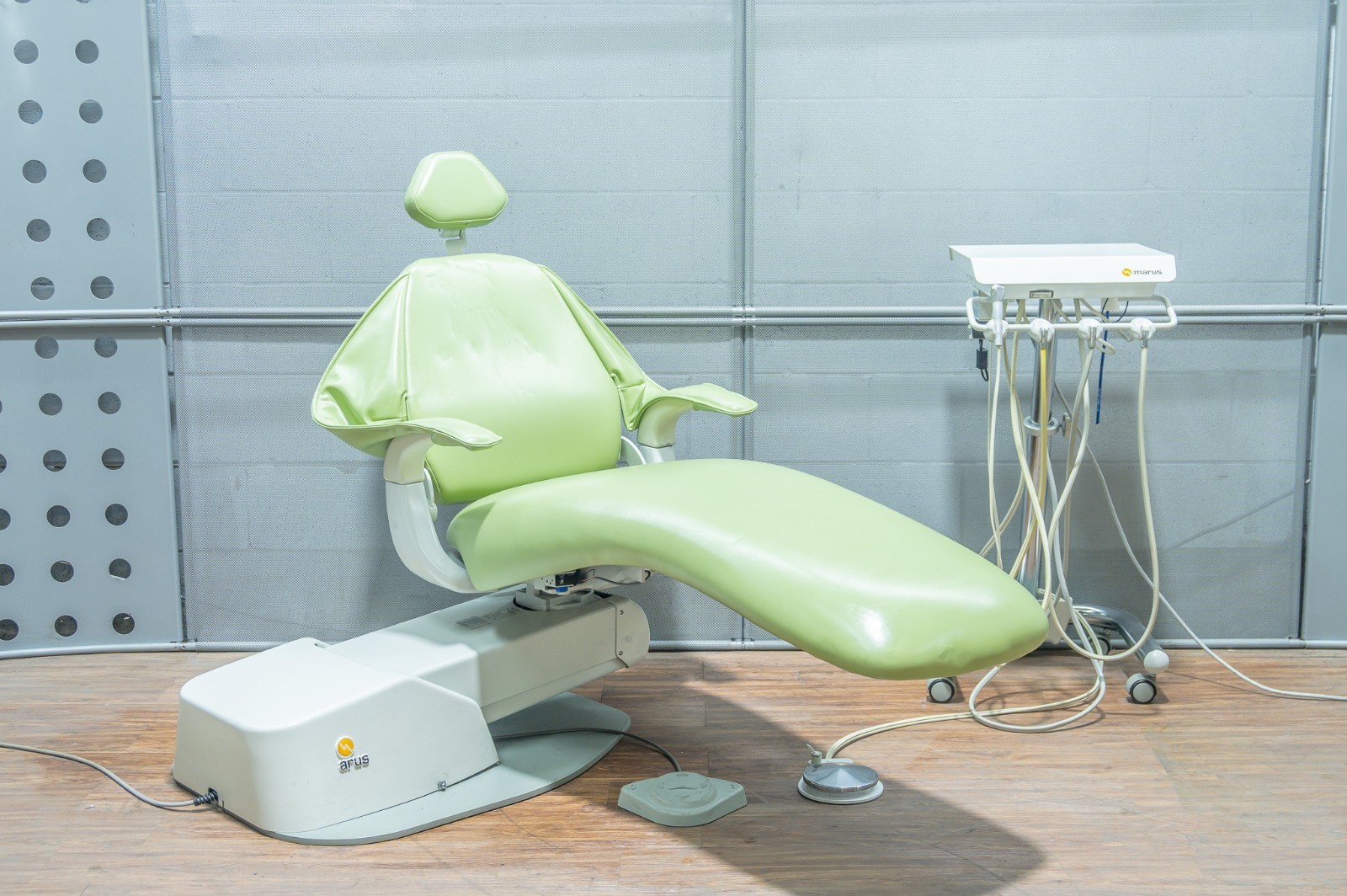 Marus DC1700 Dental Exam Chair w/ Mobile Delivery Unit Operatory System