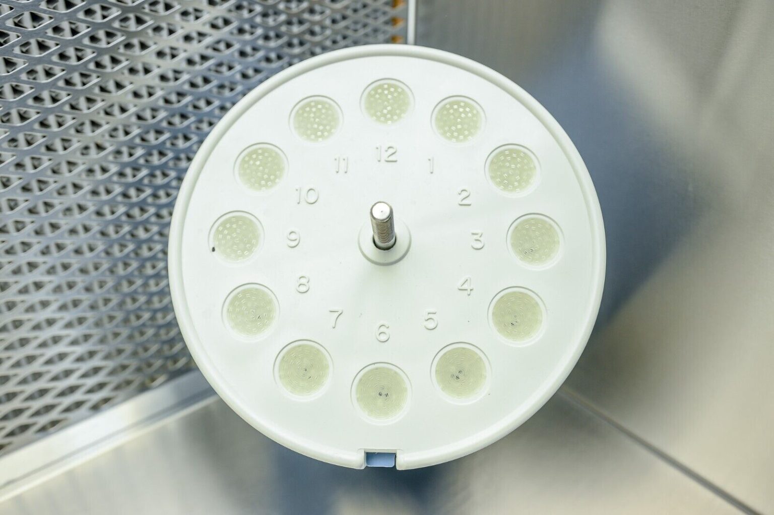 Millipore Vacuum Filtration Sampling Manifold XX2702550 Pinnacle