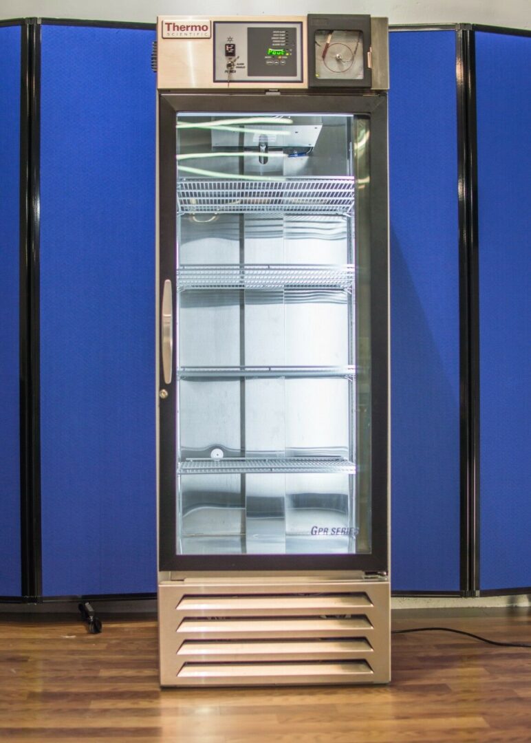 Ongehoorzaamheid streng Picknicken Thermo Scientific GPR Series Lab Refrigerator MR25ss - GARE - TS w/ Chart  Recorder - Warranty - Pinnacle Medical Equipment