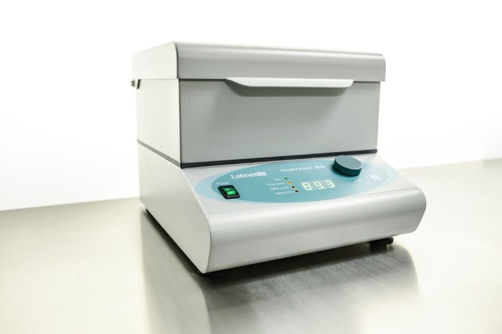 Labnet VorTemp 56 Shaking Incubator for Microtubes & Microplates S2056A ...