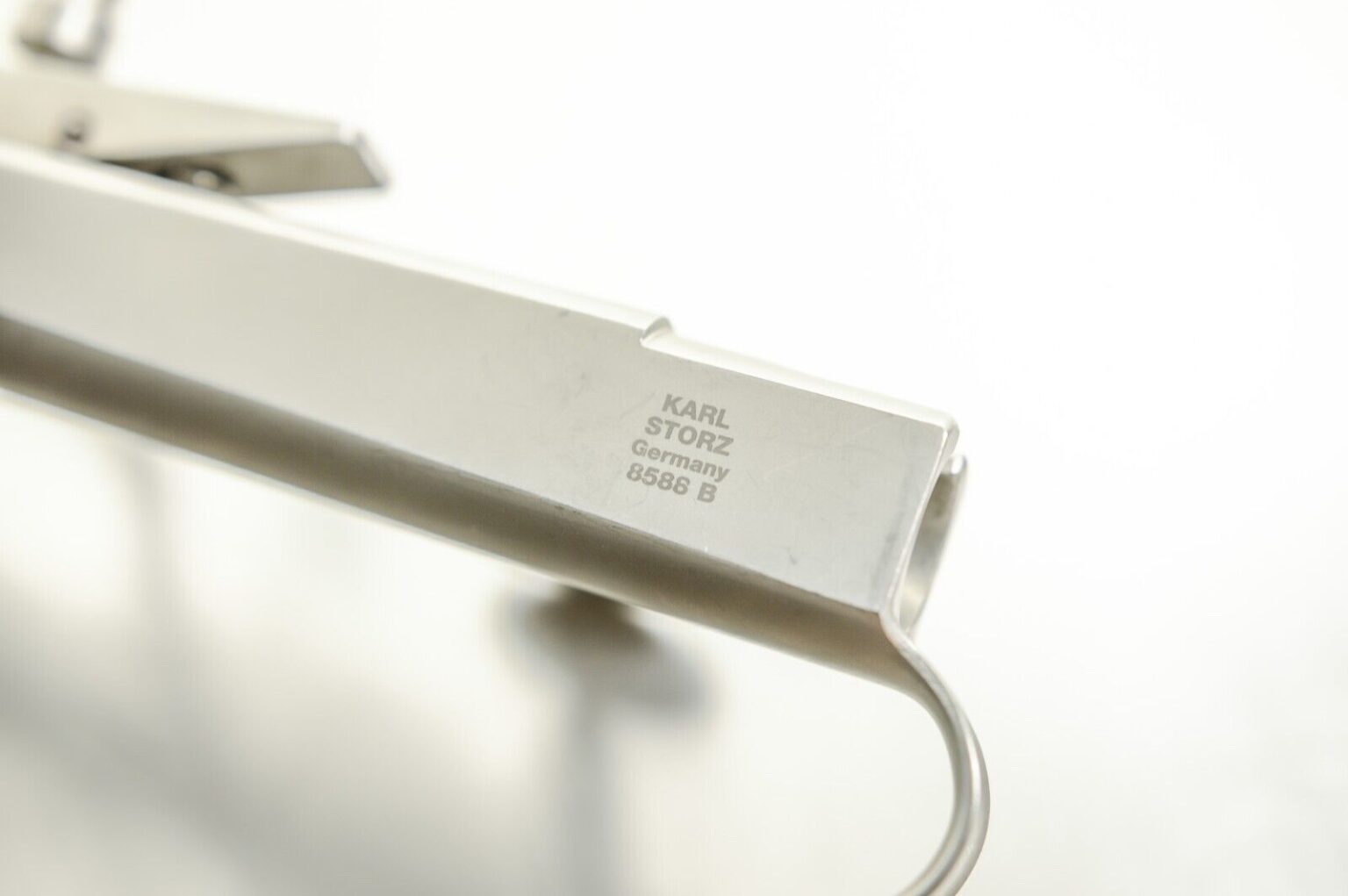 Karl Storz 8588B Weerda Distending Laryngoscope Large 18cm Adolescents