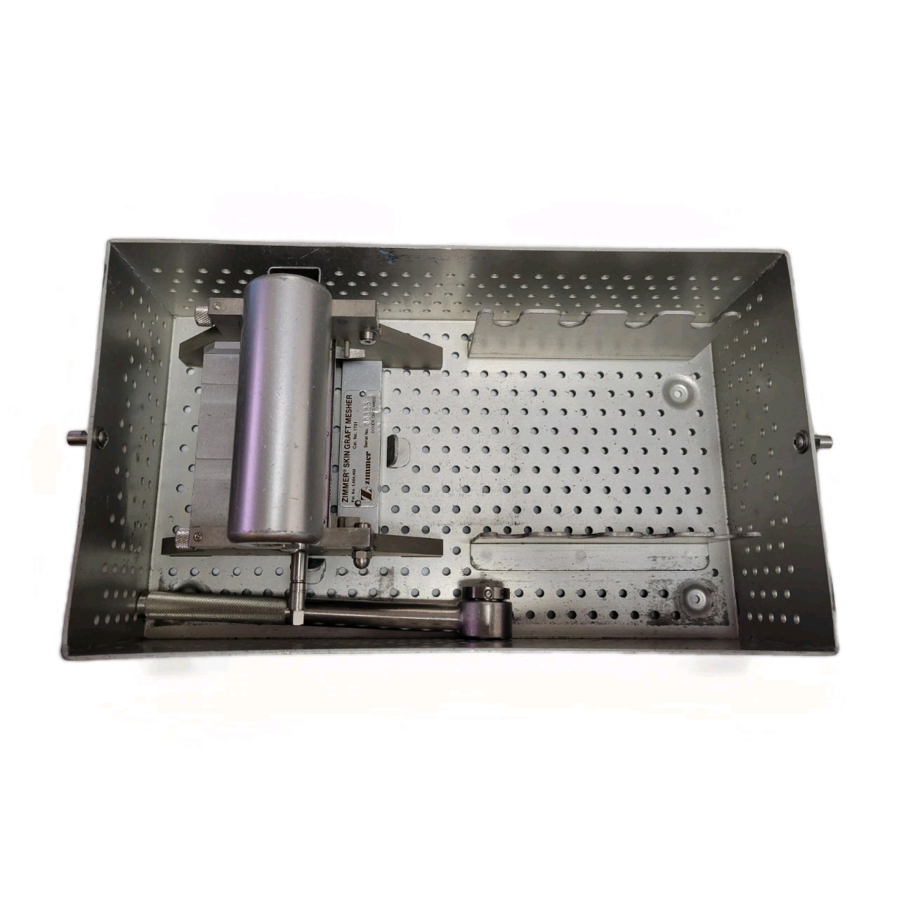 Zimmer 7701 Skin Graft Mesher w/ Handle & Sterilization Case - Image 5