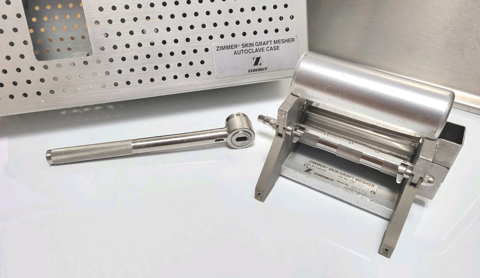 Zimmer 7701 Skin Graft Mesher w/ Handle & Sterilization Case